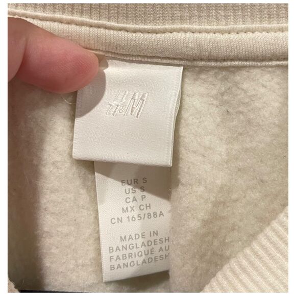 H&M Crop Top Cream Beige Round Neck Sweatshirt - Picture 3 of 4